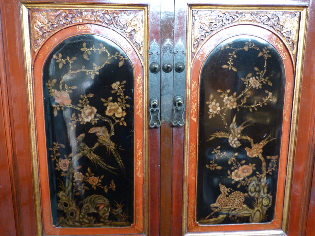 A chinees cabinet